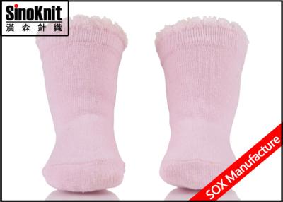 China Calcetines recién nacidos rosados del bebé/calcetines infantiles interiores del deslizador anti precioso del cordón para el otoño en venta