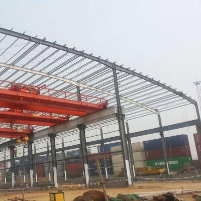 China Steel Fabricated House Corrugated Pre Engineered Steel Structure Prefab Building for sale