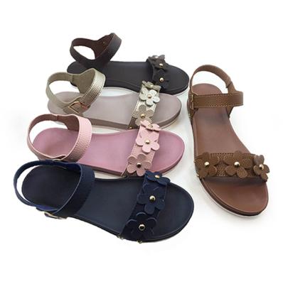 China 2019 New Factory Design Anti-Smell Women Flower PVC Youth Sandals Floral Cross Strap Ladies Youth Leather Top Thong For Girls for sale