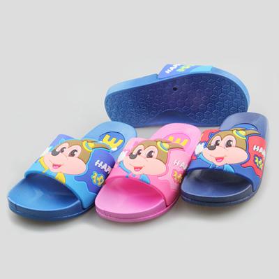 China 2019 Factory New Children Cartoon PVC Infant Animal Baby Slippers Popular Spring Top Anti-odor Slide For Children Fashion Girls Sandals for sale