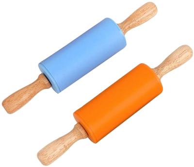 China Sustainable Baking Tools Non Stick Silicone Pin With Wooden Handle Rolling Rubber Stick for sale