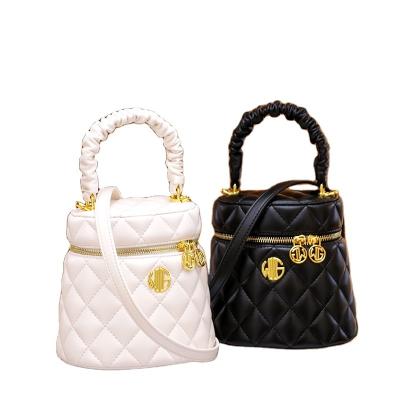 China China PORTABLE Seller OEM Small Purses For Girls Chains Shoulder Bags Women Handbags Ladies Cross - Body Bag Leather Bucket Bag for sale