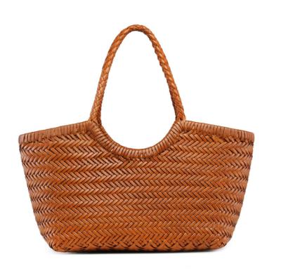 China Vintage Straw Weaving Women Custom Simple Retro Bucket High Capacity Tote Bags for sale