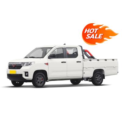 China 2021 fabric saic travel pickup 4 door 5 seater gasoline light wuling cheap wuling wuling for sale