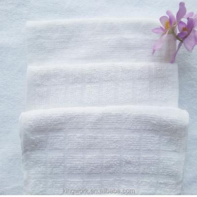 China 2018 Sustainable New Product White Lattice Baby Towel for sale