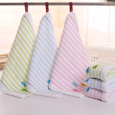 China QUICK DRY Fabric Embroidered Small Baby Fish Square Towel Special Purpose Mouthwatering Cloth Towel Kids Towel for sale