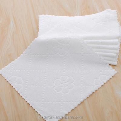 China QUICK DRY Cosmetic Facial Cleansing Towel 25*25cm Non Cloth Makeup Remover Towel Natural White for sale