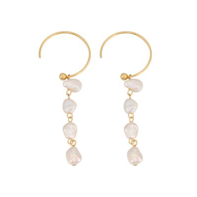 China 2021 other trend unique personality fashion hot selling design 925 silver c-shaped pearl earrings for sale