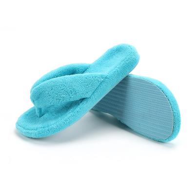 China Damenwinter Modepantoffel Frauen Hauptfaux-Pelz-warme Schuhe flacher weiblicher flaumiger Flip Flops zu verkaufen