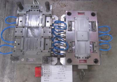 China Espejo que pule las piezas plásticas del moldeo por inyección, molde frío del aparato electrodoméstico del corredor en venta