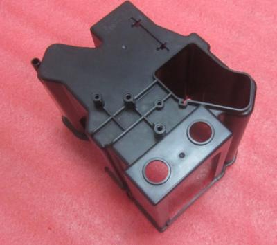 China Cold Runner Pin Gate 15TD Plastic Injection Mould Parts For Air Duct Left And Right for sale