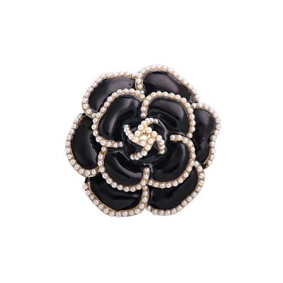 China European and American Camellia Pearl Women's Scarf Buckle Pin Metal Crafts Silk Brooch for sale