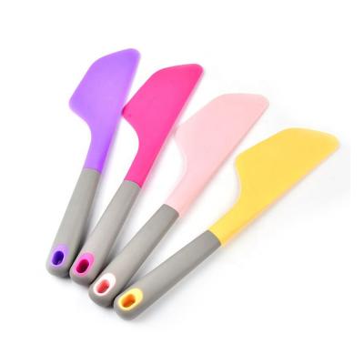 China Viable Multifunctional Heat Resistant Kitchen Silicone Spatula Tool Cake Cream Baking Butter Knife For Cake Kitchen Accessories Tools for sale