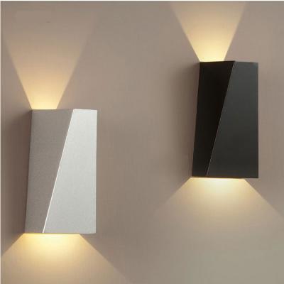 China Modern Led Double Head Wall Light Living Room Aisle Wall Lamp Hallway Wall Light Modern Bedside Light Geometry Wall Light for sale