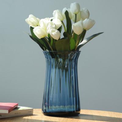 China Europe Hand Blown Flower Colored Glass Vase For Home Decoration for sale