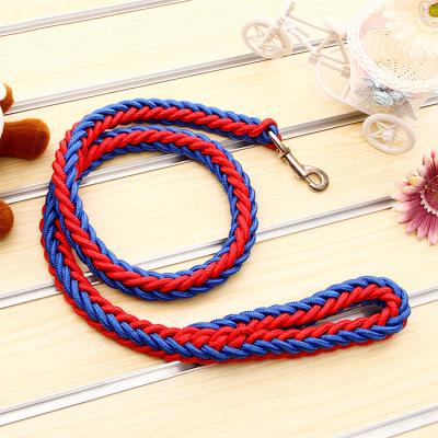 China Thoughtful Manufacturer Supplier Multi Function Design Braid Retractable Adjustable Pet Supplies Pet Products Cat Dog Leash for sale