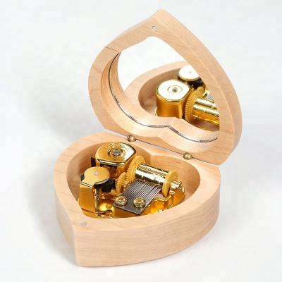 China Wooden Heart Shaped Romantic Love Modeling Music Box Exclusive Gift for sale