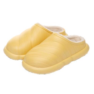 China Fashion trend Jieyang factory selling 2022 fashion new design plush indoor non-slip fur warm shoes home slips slippers for sale