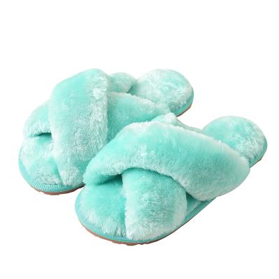 China Fashion Trend Best Selling Furry Indoor Home Bedroom Slippers Faux Fur Platform Warmth Slide Slippers Light Green for sale