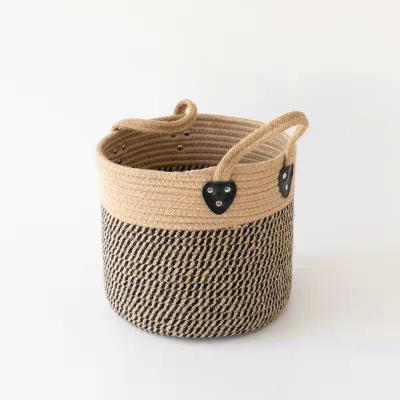 China Sustainable Round Jute Rope Storage Basket With Leather Handle for sale