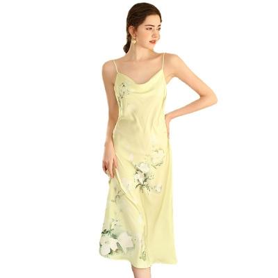 China Breathable Sexy Bride Cheongsam Style Evening Dress Suitable For Everyday Wear Mid Length Nightgown for sale