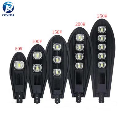 China ROAD cobra style wholesale price outdoor cob Smd led yard light Ip66 30w 50w 100w 150w 200w 250w led street light for sale