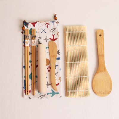 China Sustainable Home Restaurant Use Bamboo Sushi Maker Set Bazooka Maker Rolling Mats for sale