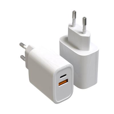 China Manufacture PD/QC3.0 factory OEM logo type c and usb port 30w fast wall charger 30w wall charger for sale