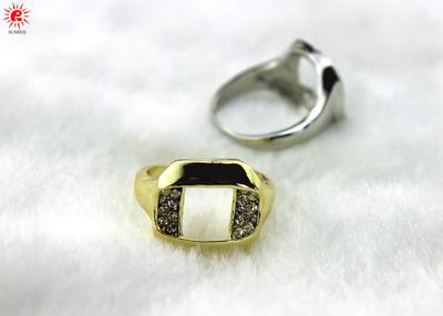 China Anillos de finger únicos del metal de la boda de lujo oro y plata para las mujeres/los hombres en venta