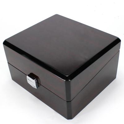 China Classic Solid Wood Luxury High End Luxury Retro Black Wooden Watch Box Watch Box for sale