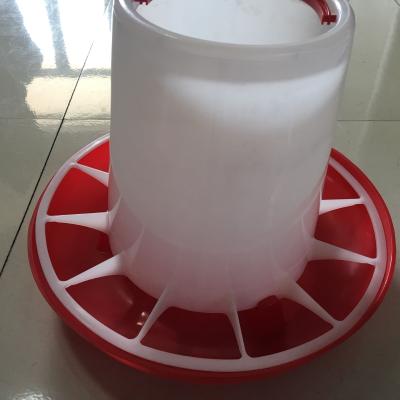 China high quality chicken drinkers poultry feeders and drinkers on sale for sale