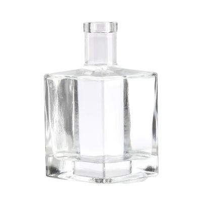 China Custom Square 500Ml Beverage Bottle 1 Liter Liquor Bottles Glass Bottle For Whiskey for sale