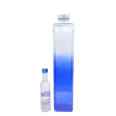 China 700Ml Beverage Rectangle Water Whiskey Glass Bottle Empty Vodka For Liquor for sale