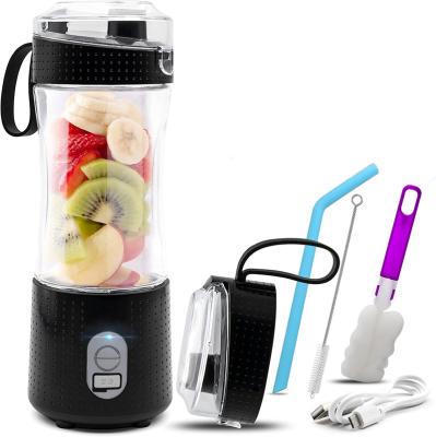 China Portable Car BPA Free USB Rechargeable Smoothie Blender And Juicer With Waterproof Type-C for sale