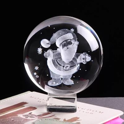 China Europe Hot Sale Customized K9 Crystal Glass Ball 3D Laser Engraved Santa Claus Crysal Ball Crystal Decorations for sale