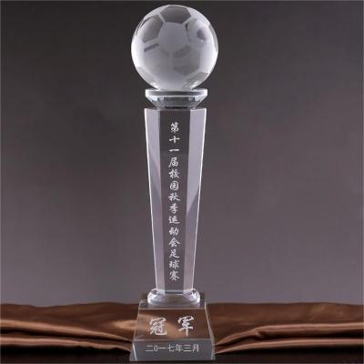 China Europe Hot Sale Clear Customized Crystal Football Sport Awards Trophy for sale