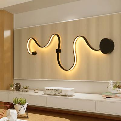 China Contemporary Modern Acrylic Wall Light Curve Snake Wall Sconce Nordic Led Snake LED Wall Lamp For Hotel Decors Home Lighting Fixture for sale