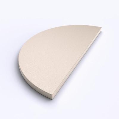 China Semicircle Natural Cordierite Cake Stocked Baking Stone for sale