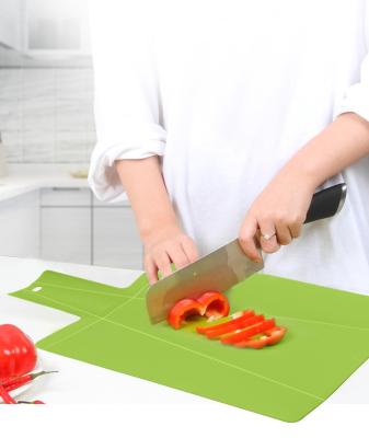 China Bpa Free Viable Colorful Flexible Foldable Kitchen Plastic Chopping Cutting Boards for sale