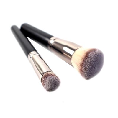 China Smudge Brush 2PCS Makeup Brushes Tools Cosmetic Beauty Makeup Brush Set With Leather Case Silver Paint Eye Hair for sale