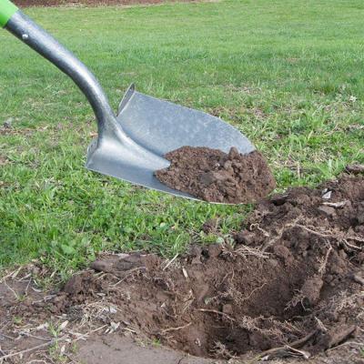 中国 Garden Spade Farming Tools Shovel Plant Trees Iron Wooden Color Handle Shovel 販売のため