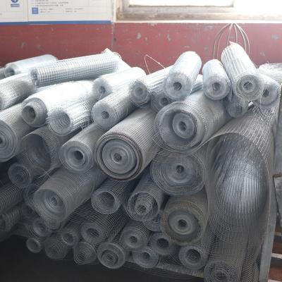 Китай Cheap price ghana welded wire mesh gauge 16 1/2x1/2 welded wire mesh продается