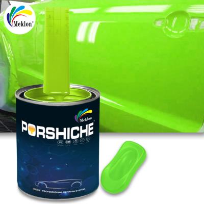 China 1K de pintura de automóviles amarillo verde para resistir los impactos ambientales diarios en venta