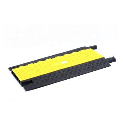 China Flexible PVC Cover+rubber Base 5-Channel Wire Protector Cable Protectors Ramps With Channel Size 35*30 Mm for sale