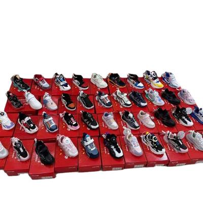 China Deodorization Wholesale  Sneakers Walking Shoes Boys Sports Shoes Boys Sneakers mixed shoes for sale