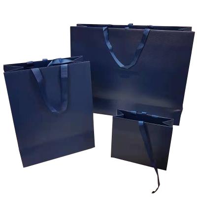 China Recyclable Wholesale Custom Printed Pluxury Shopping Gift Wedding Personalized Paper Bag for sale