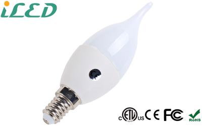 China 2700K 3000K 230V führte Kerzen-Glühlampen 4w 280lm/geführte klare Kerzen-Lampen zu verkaufen