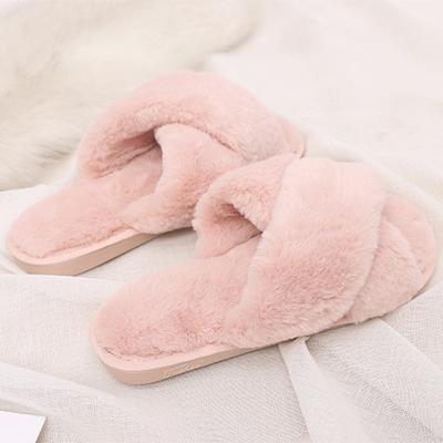 China Fashion Trend Fashion Winter Faux Indoor Fur Slippers Cross Fuzzy Slippers For Women House Slipper for sale