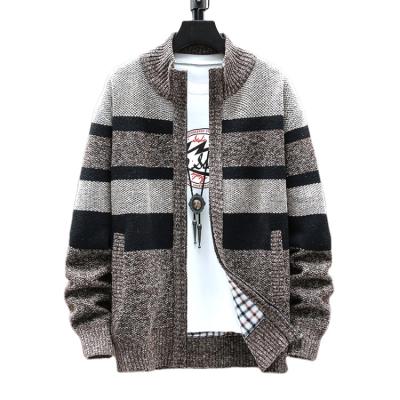 China 2021 new Anti-wrinkle men's fleece lined thickened plus size trend jacket men's sweater coat stand collar cardigan for sale