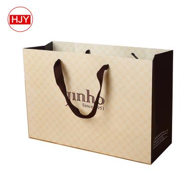 China Recyclable Personalized Women Fashion Art Paper Color Shopping Paper Gift Bag For Packaging for sale